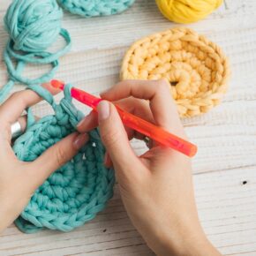 CROCHET CLUB